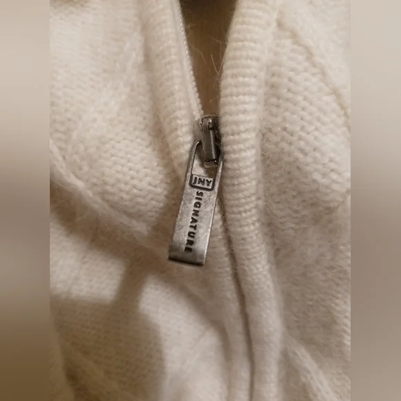 Jones New York Signature Argyle Knitted Cream Turtle Neck Cardigan, Size: Petite - Picture 6 of 8